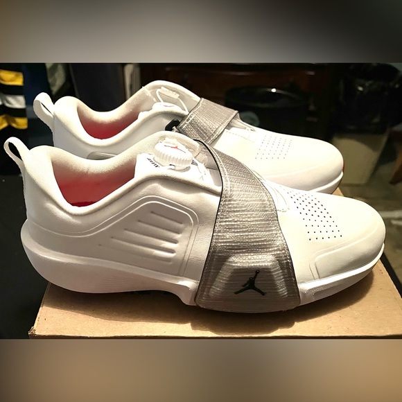 Mens size 8 Nike Air Jordan Air Rev Golf Shoes FV6338-100 - Picture 3 of 6